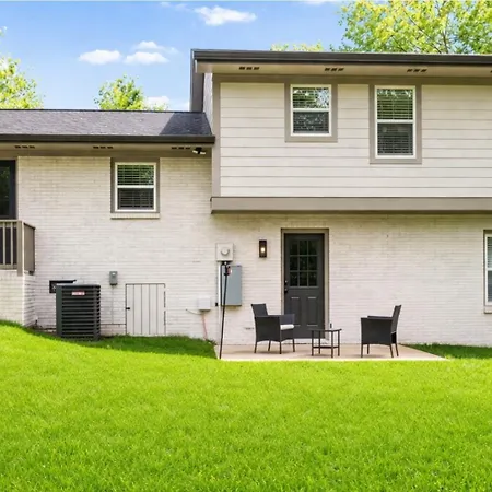 Holiday home Stylish 3br Upper Level Near Clt & Whitewater Charlotte