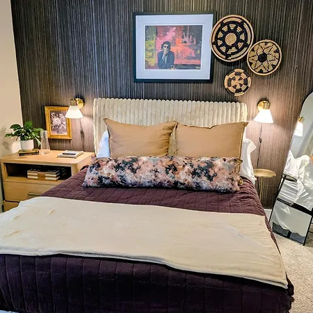 Holiday home Qc Rooftop Retreat | Rooftop | Garage | Dog Park Charlotte