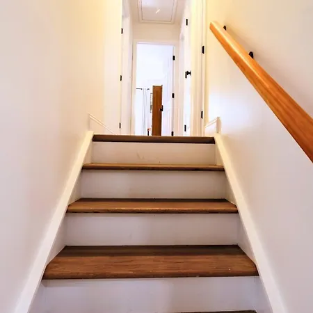 Holiday home Stylish 3br Upper Level Near Clt & Whitewater