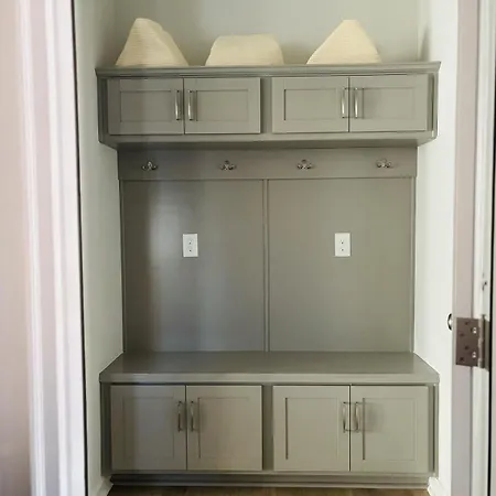 Sloan Garden House Modern Townhome Near South End Apartment Charlotte