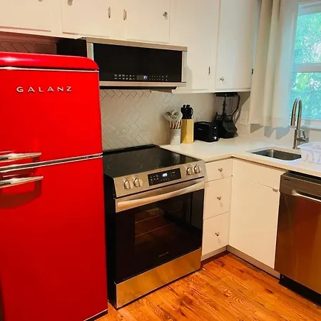 Two Side-by-side 1-bedroom Duplex Units * Charlotte