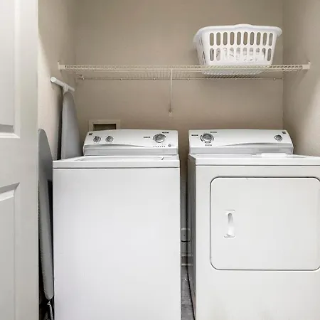 Landing Stunning 1Bd Gym Pool * Charlotte