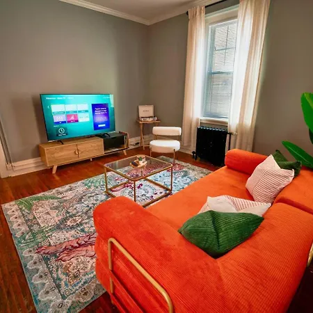 Uptown Funk Getaway With Parking & Walk To Stadiums, Nightlife Apartment Charlotte