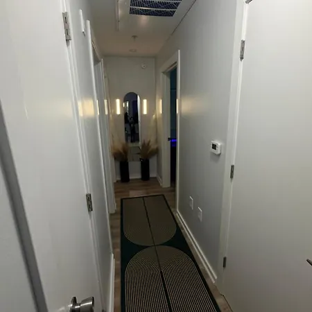 Modern Luxe Retreat Free Parking King Beds * Charlotte
