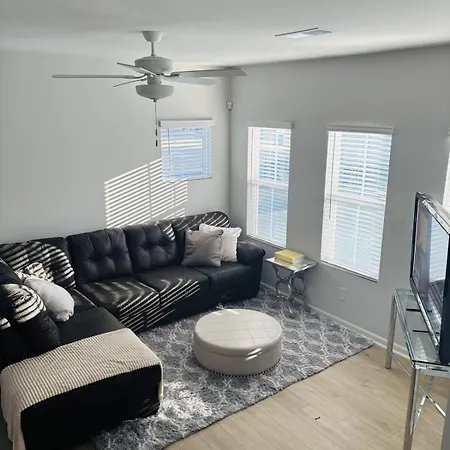 Sloan Garden House Modern Townhome Near South End Apartment Charlotte