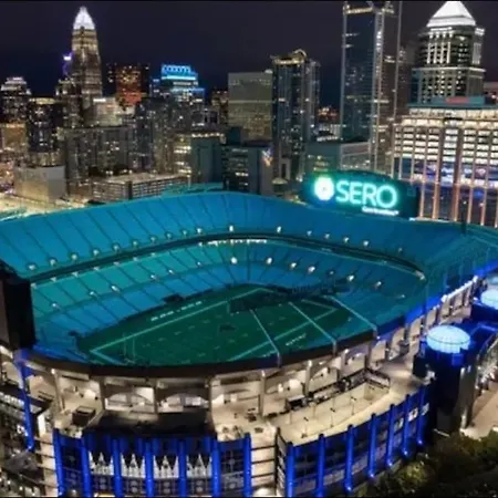 Apartment Luxurious 2br 2br Uptown Oasis, Boa, Nascar, Airport And View With Free Parking Charlotte