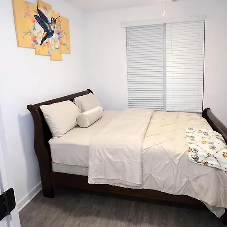 Luxurious 2br 2br Uptown Oasis, Boa, Nascar, Airport And View With Free Parking * Charlotte