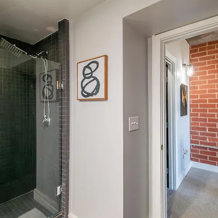 Modern Uptown Loft - Corporate-ready - Views Apartment Charlotte