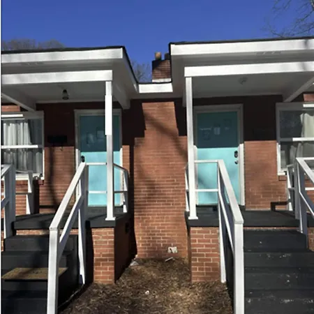 Two Side-by-side 1-bedroom Duplex Units Apartment Charlotte