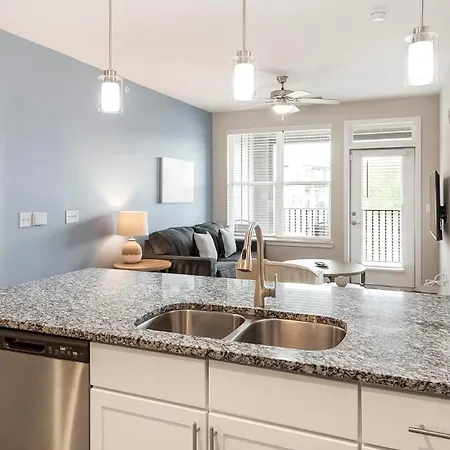Apartment Landing Stunning 1bd Pool Yoga *