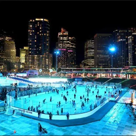 Uptown Funk Getaway With Parking & Walk To Stadiums, Nightlife *