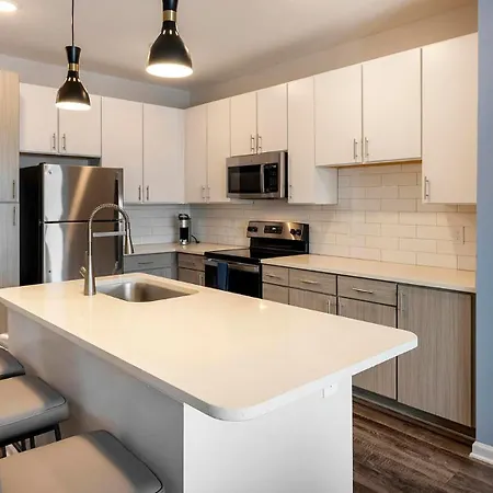 Apartment Landing Incredible 1bd Gym Pool
