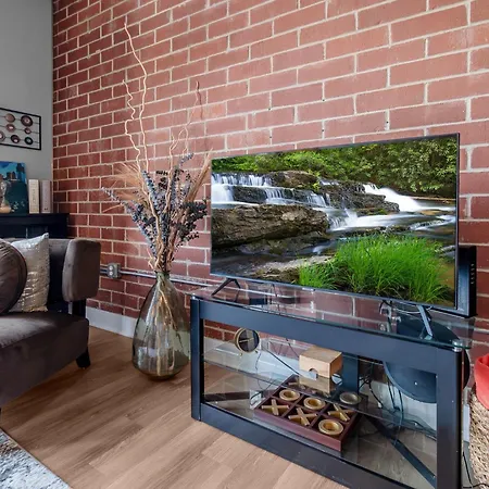 Modern Uptown Loft - Corporate-ready - Views Apartment Charlotte