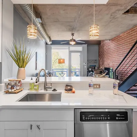 Apartment Modern Uptown Loft - Corporate-ready - Views Charlotte