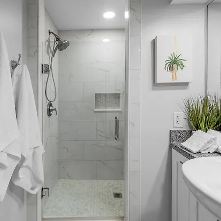 Modern Uptown Loft - Corporate-ready - Views Charlotte