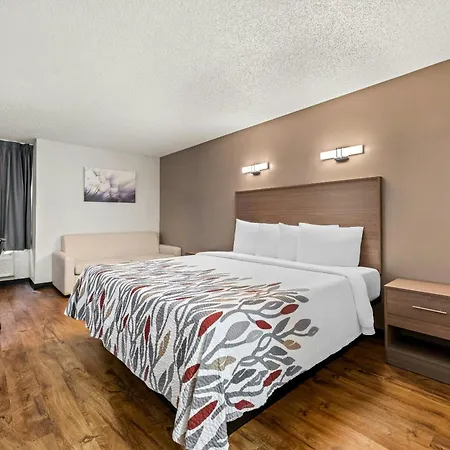 Red Roof - Motel 2*