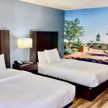 Clarion Pointe