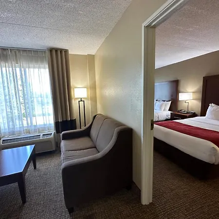 Hotel By Ihg 3*
