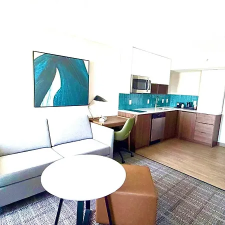 By Ihg Hotel