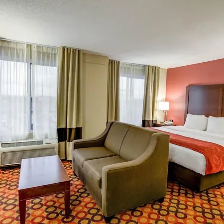 By Ihg Charlotte