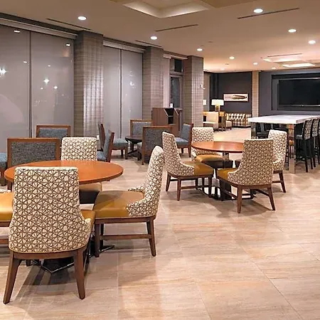 Courtyard By Marriott Northlake Hotel 2*