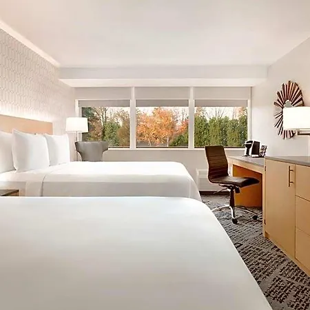 Radisson Airport 3*