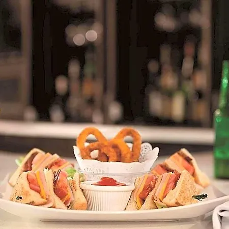 Radisson Airport Hotel