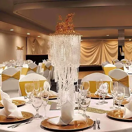 Radisson Airport Hotel 3*