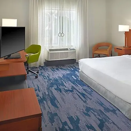 Fairfield & By Marriott Airport Charlotte