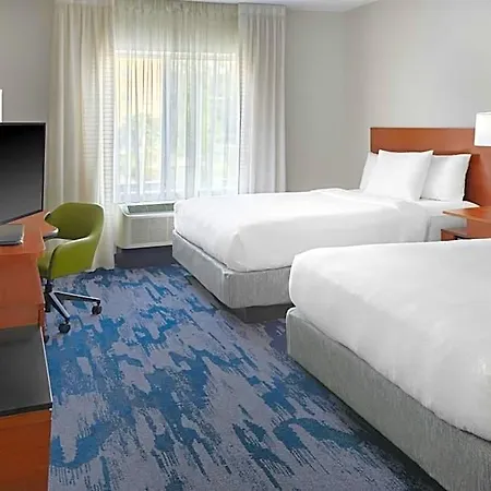 Hotel Fairfield & By Marriott Airport 3*