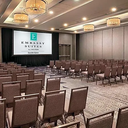 Embassy By Hilton Uptown 4*