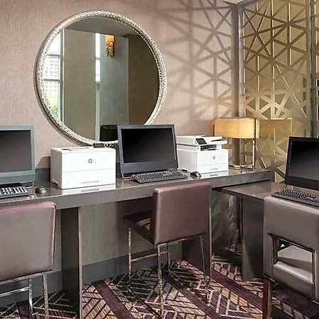 Hotel Embassy By Hilton Uptown