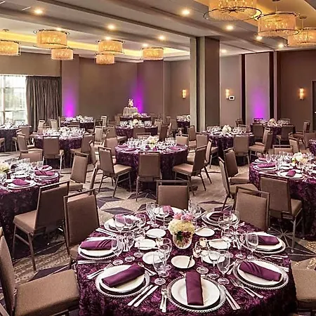 Embassy By Hilton Uptown 4* Charlotte