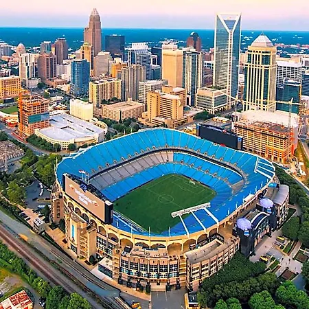 Express & North By Ihg Hotel Charlotte