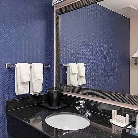 Fairfield & By Marriott Matthews Hotel Charlotte
