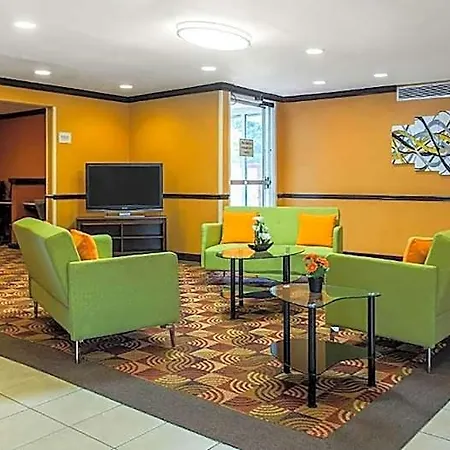 & 4 Less Motel