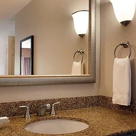 Homewood By Hilton Airport Hotel Charlotte