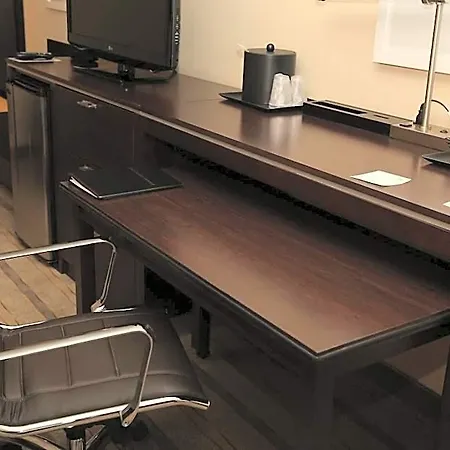 Holiday Inn Charlotte - Airport Conf Ctr By Ihg 3*