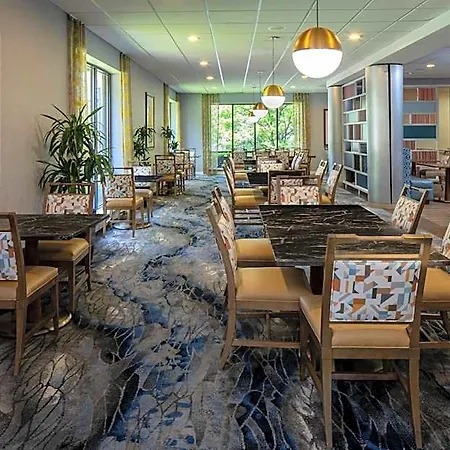 Fairfield & By Marriott Uptown