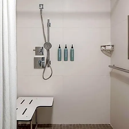 Courtyard By Marriott Ballantyne 3*