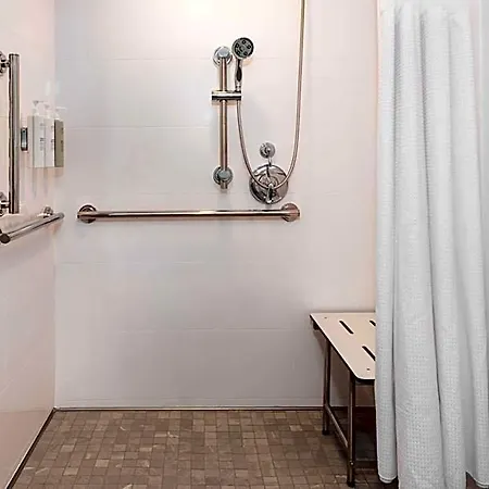 Hilton Garden Uptown Hotel