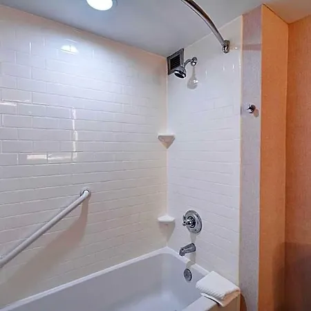 Embassy 3* Charlotte