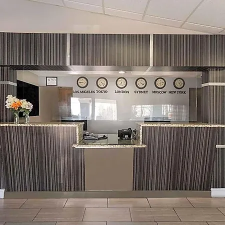 Rodeway Airport Area Inn Charlotte