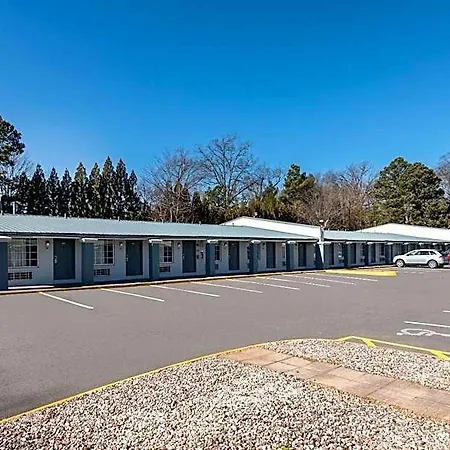 Rodeway Airport Area Inn Charlotte