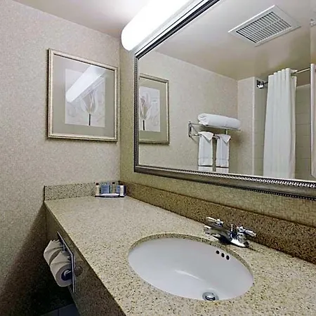 Wingate By Wyndham Airport Hotel Charlotte