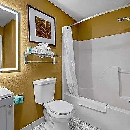 Hotel Mainstay - Executive Park 3*