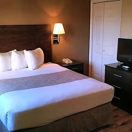 Suburban Near Of North Carolina-charlotte 4* Charlotte