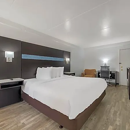 Quality & Airport Hotel Charlotte