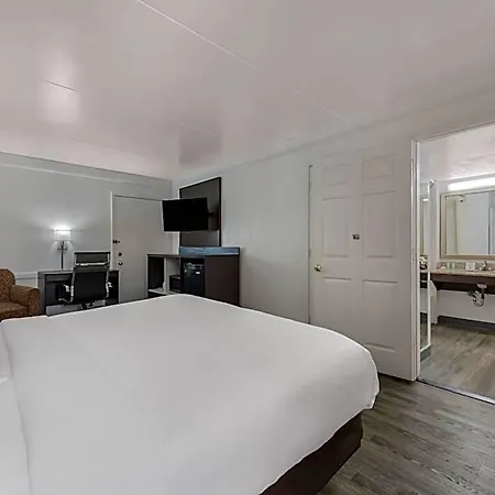 Quality & Airport Hotel Charlotte