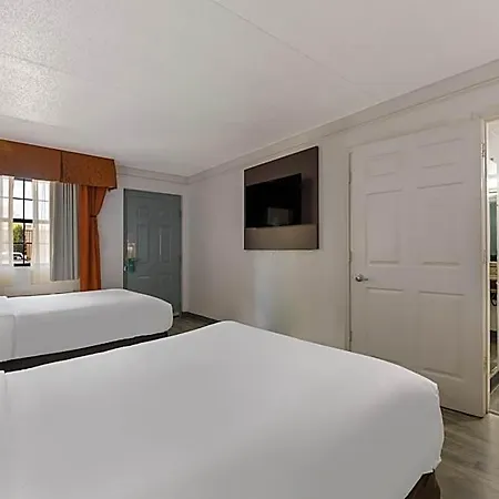 Quality & Airport Hotel Charlotte